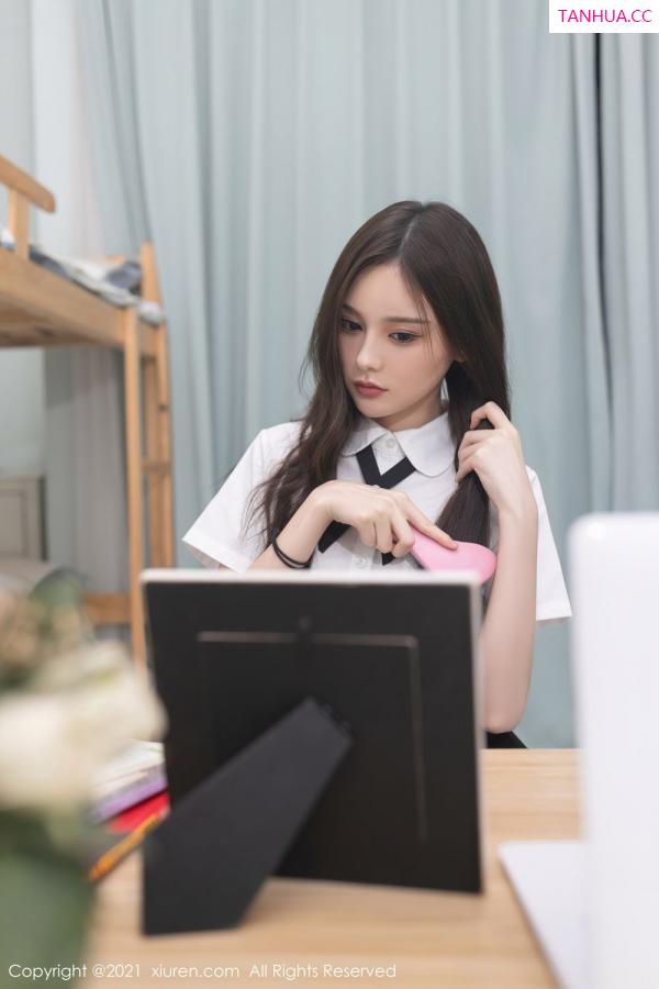 小夕juju  宅男女神王心怡 清纯秀美的校服第20张图片